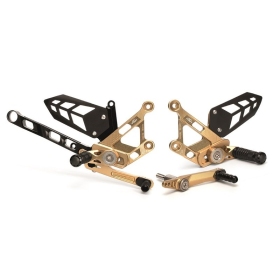 GILLES TOOLING MUE2 Adjustable Rearset Gold Yamaha MT-10