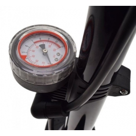 Floor bicycle pump with manometer
